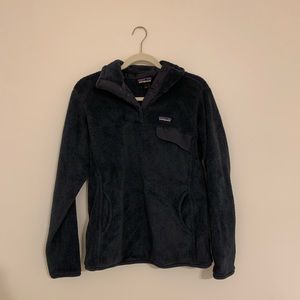 Navy Blue Patagonia Pullover